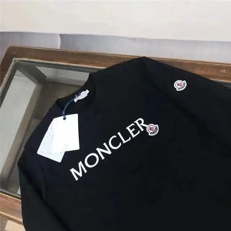 Moncler Men's Black Logo Sweatshirt with Gift Bag — foto 6 de 8