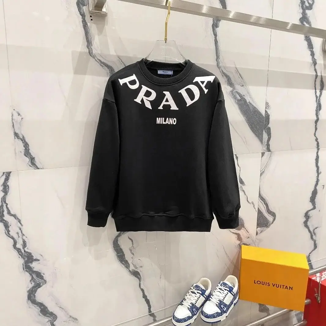 Prada Logo Sweatshirts [Multiple Styles & Colors] — foto 3 de 5