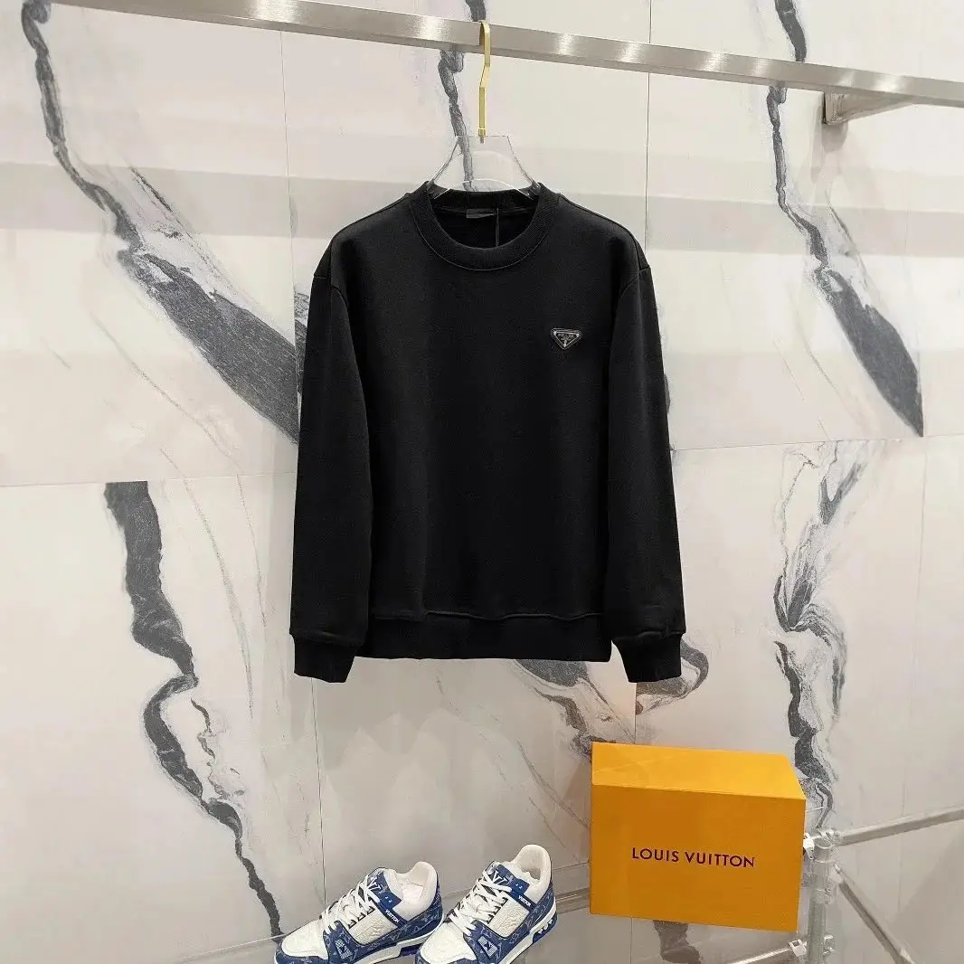 Prada Logo Sweatshirts [Multiple Styles & Colors] — foto 4 de 5