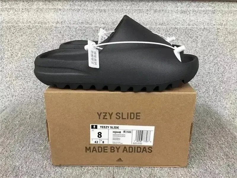Adidas Yeezy Slide Sandals [14 styles] — foto 2 de 8