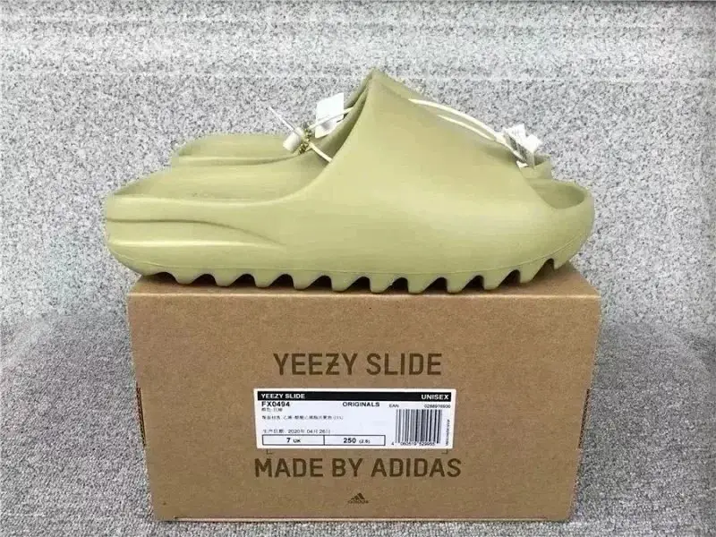 Adidas Yeezy Slide Sandals [14 styles] — foto 6 de 8