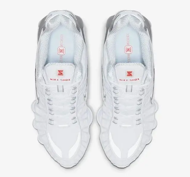 Nike Shox Sneakers — foto 4 de 8