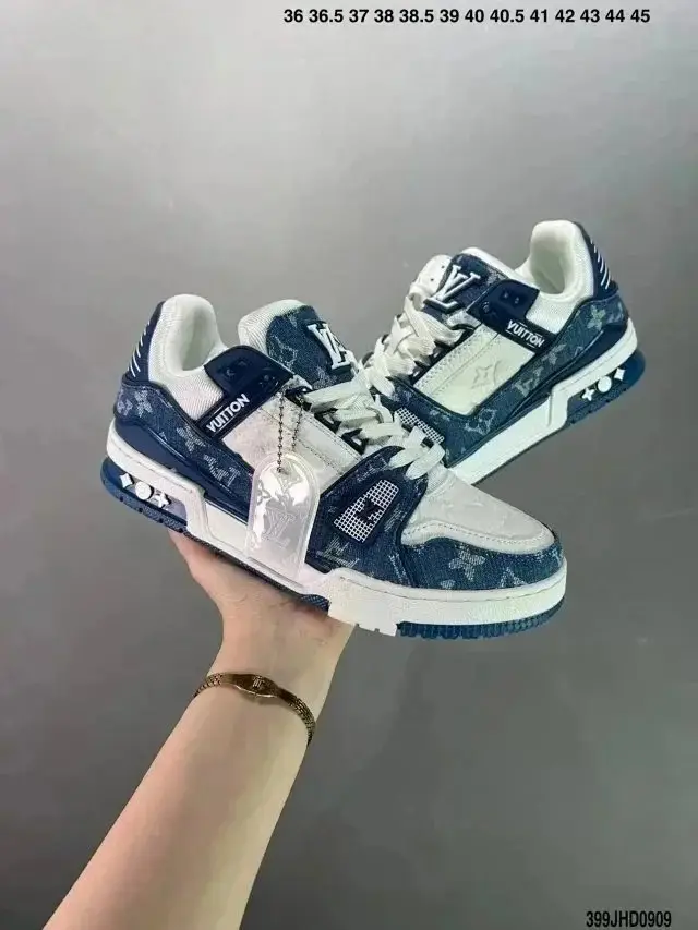 Louis Vuitton Sneakers(20style) — foto 3 de 8