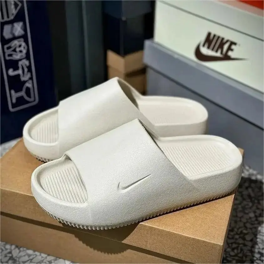 Nike Slippers（14+ Styles） — foto 2 de 8