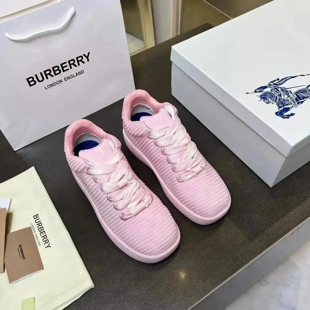 Burberry shoes — foto 5 de 8