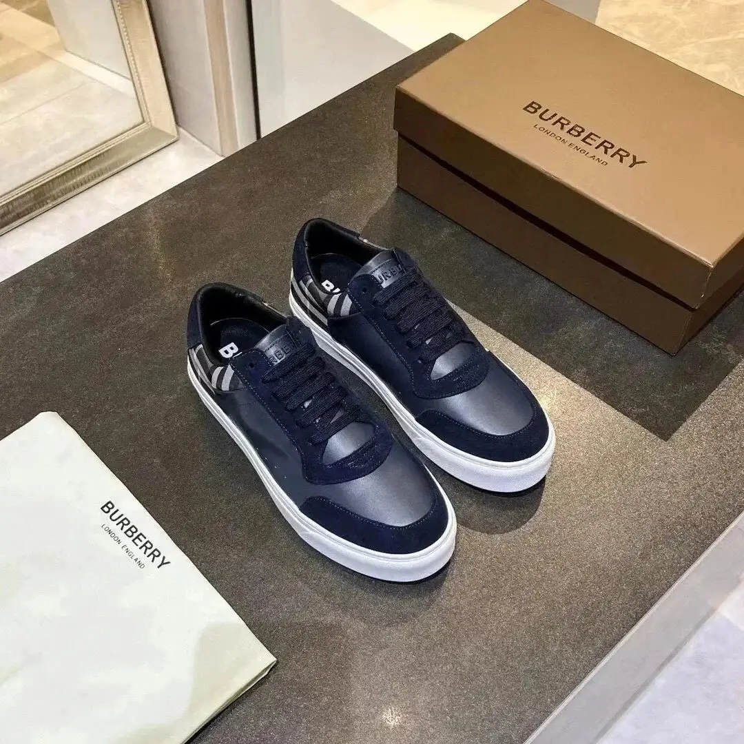 Burberry shoes — foto 8 de 8