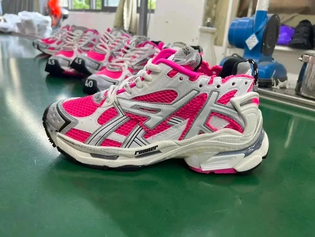 BAL-Runner HX11 Sneakers [40 styles] — foto 8 de 8