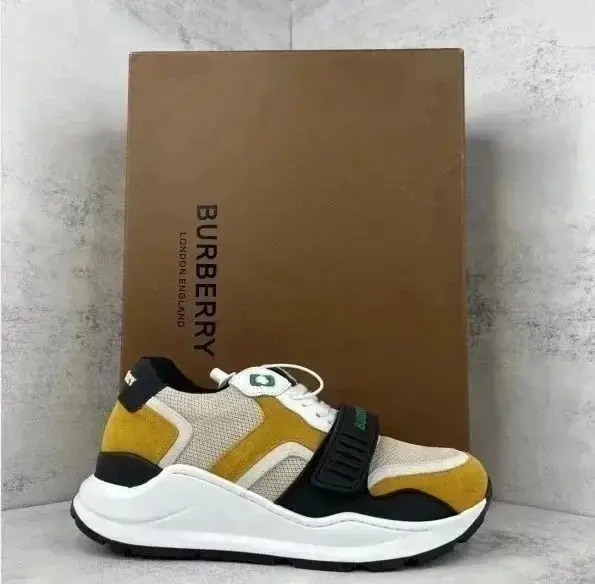 Burberry shoes (40 styles) — foto 3 de 8