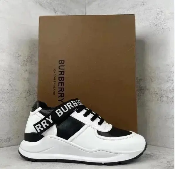 Burberry shoes (40 styles) — foto 5 de 8