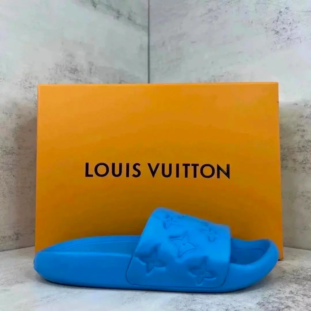 Louis Vuitton Slippers — foto 7 de 8