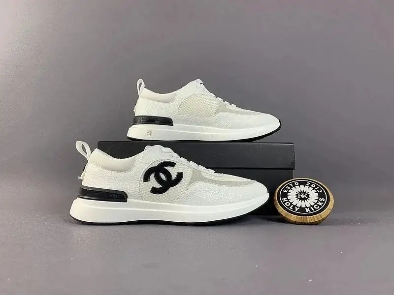 CHANEL Sneakers — foto 6 de 8