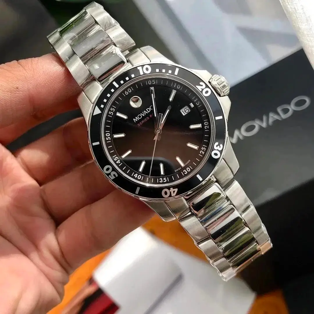 Movado Series 800 Men's Sports Watch with Black Dial and Two-Tone Bracelet [40 styles] — foto 6 de 8
