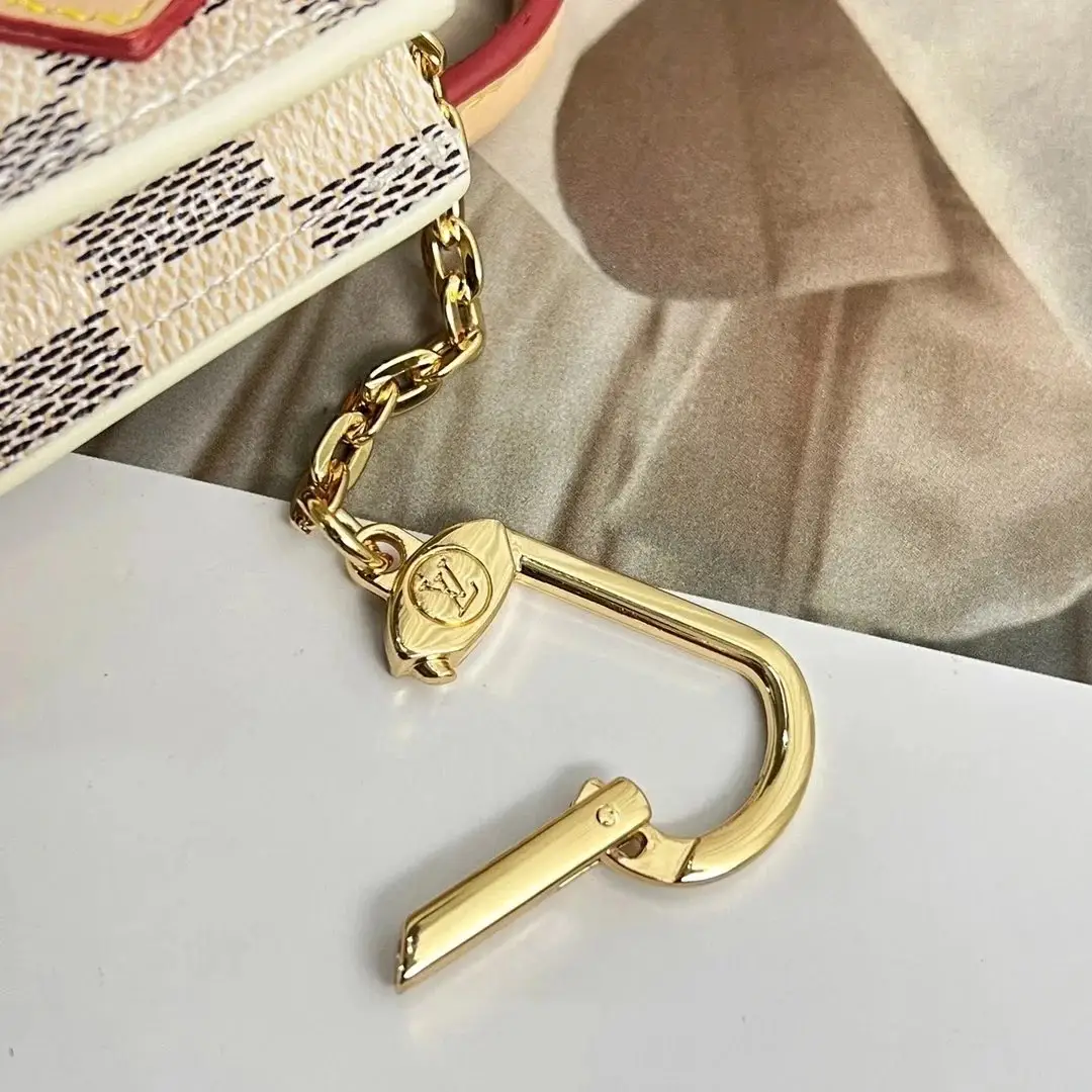 Louis Vuitton Damier Azur Mini Music Bag Keychain Pendant — foto 6 de 6