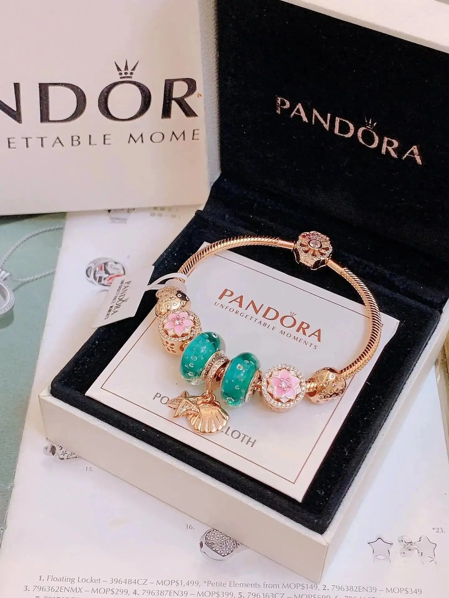 PANDORA Unforgettable Moments Bracelet [40 styles] — foto 5 de 8