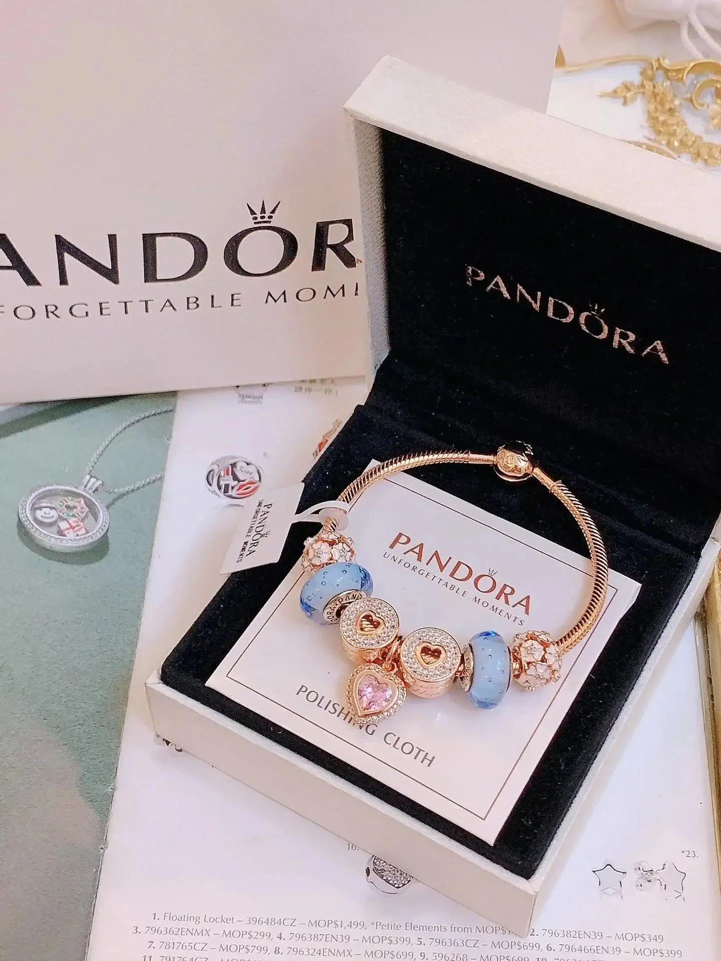PANDORA Unforgettable Moments Bracelet [40 styles] — foto 6 de 8