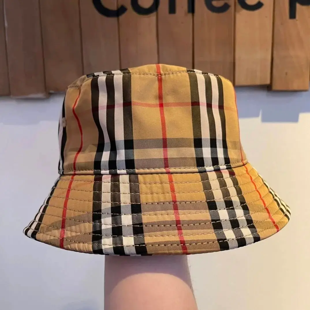 Burberry Vintage Check Baseball Cap [18 styles] — foto 2 de 6
