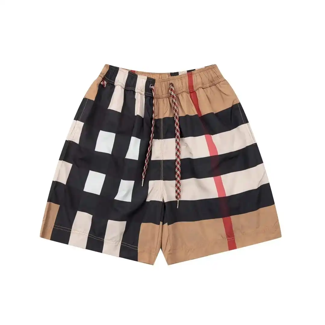 Burberry Shorts — foto 7 de 8