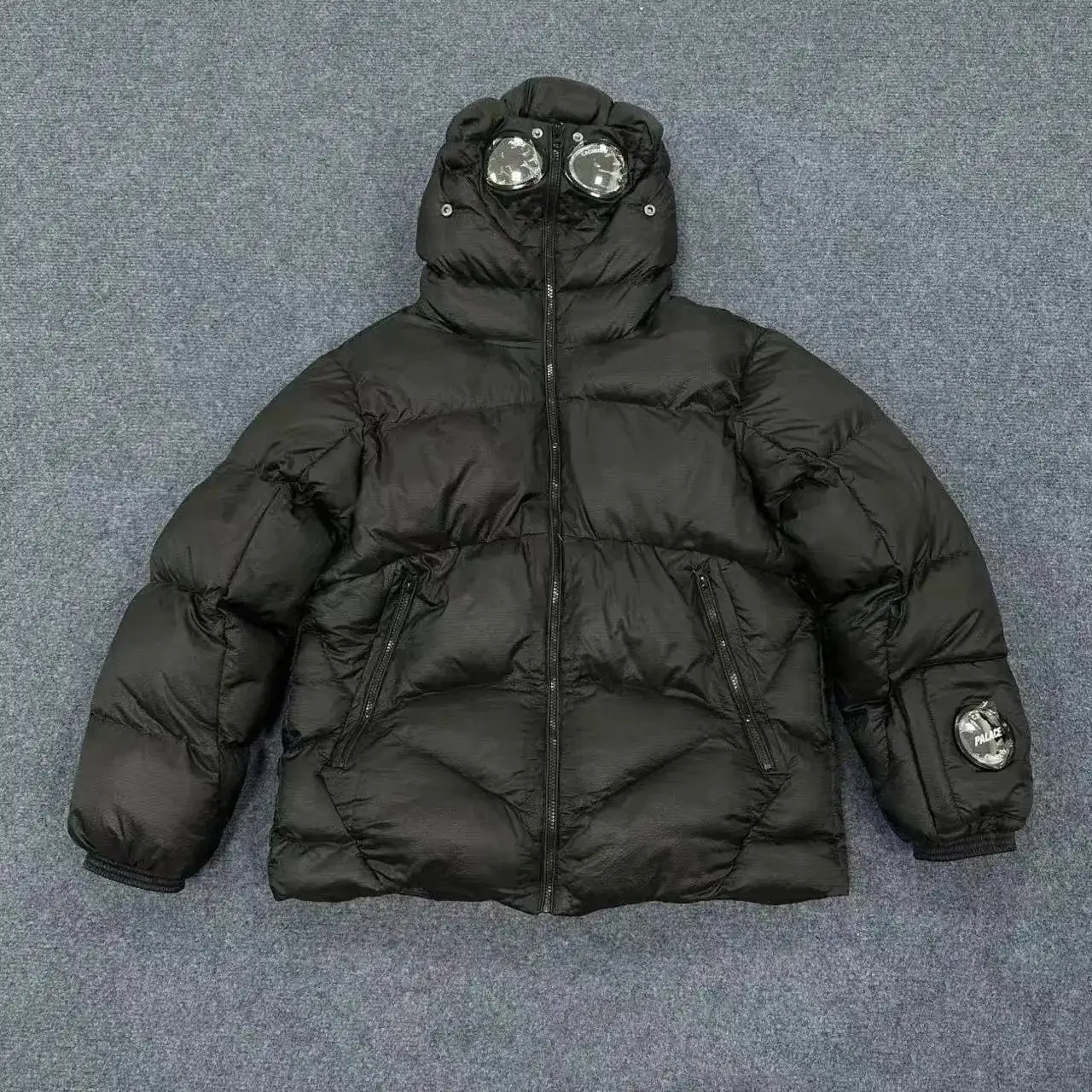 C.P. Company AW24 Hooded Down Jacket Collection [Multiple Styles & Colors] — foto 3 de 8