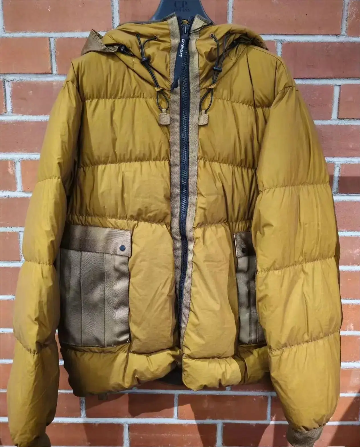 C.P. Company AW24 Hooded Down Jacket Collection [Multiple Styles & Colors] — foto 8 de 8