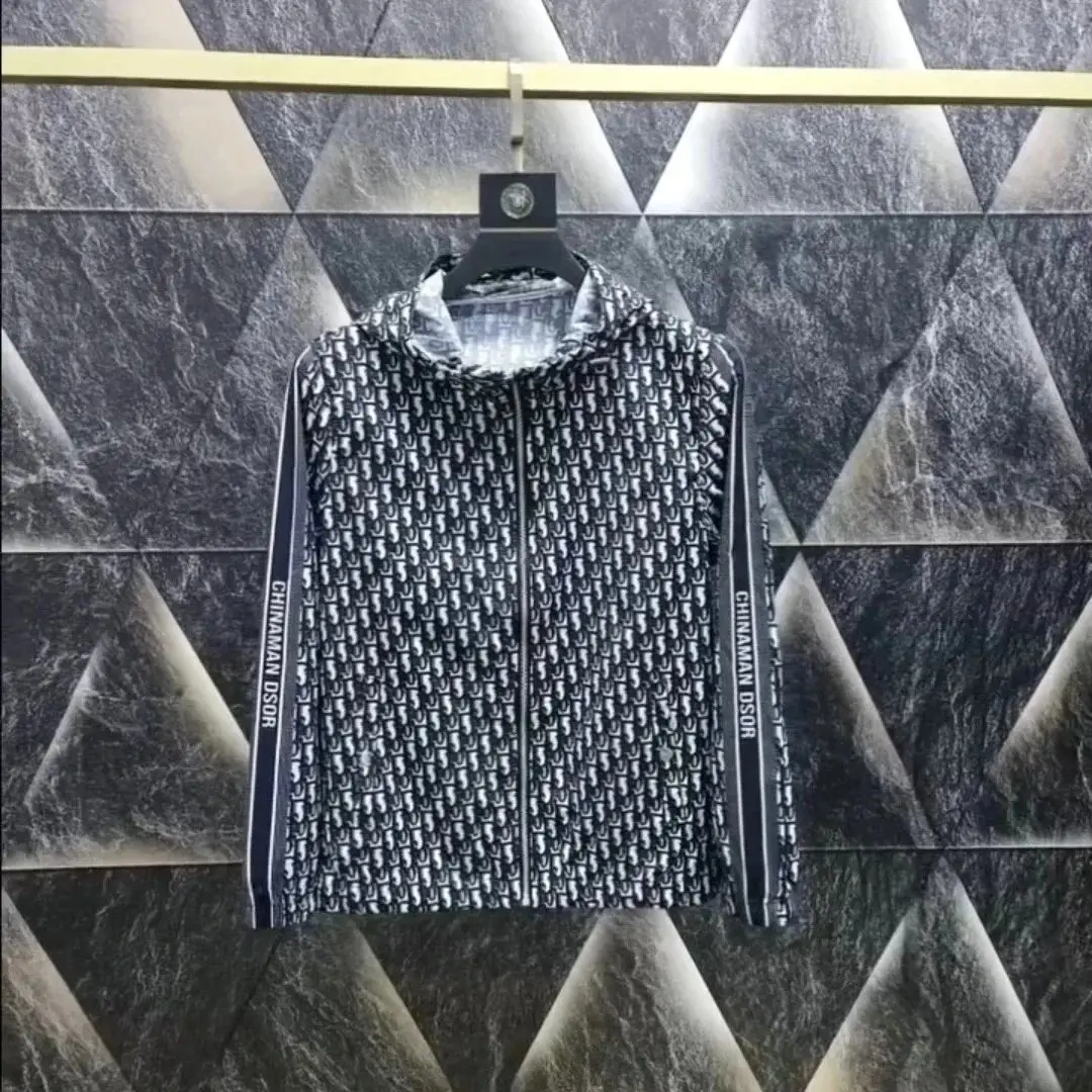 Moncler Maya Jacket [Gucci Moncler Burberry Prada Jackets] — foto 8 de 8