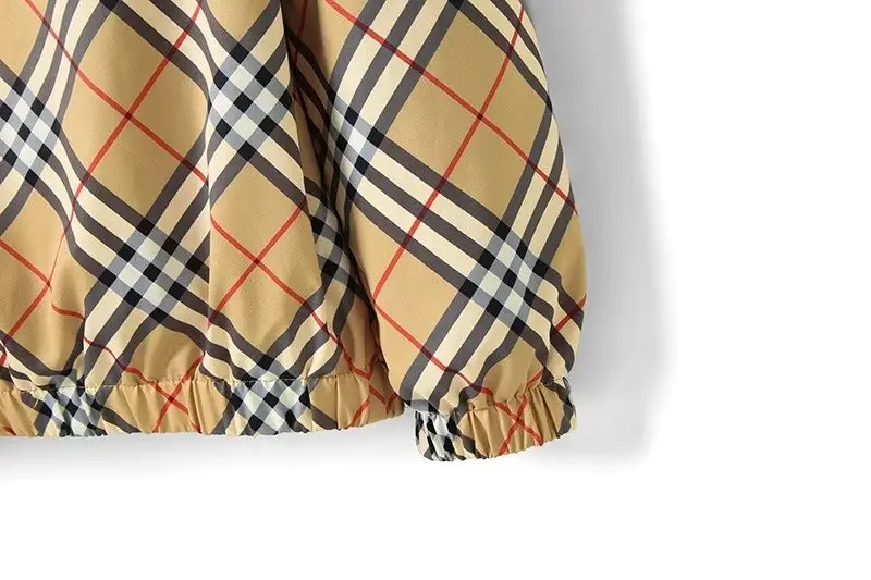 Burberry Vintage Check Jacket — foto 2 de 8