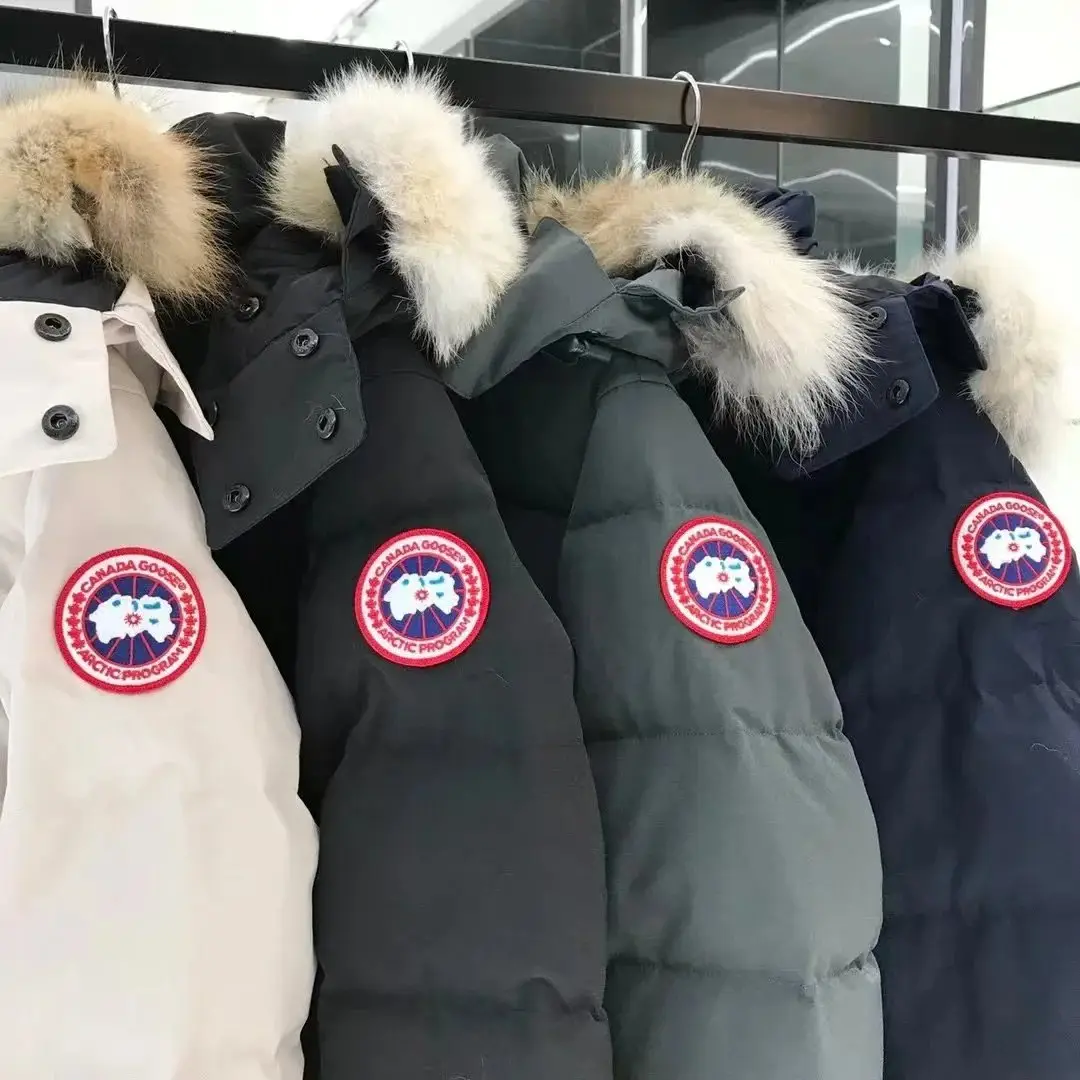 Canada Goose Expedition Parka Down Jacket [Multiple Colors Available] — foto 4 de 8