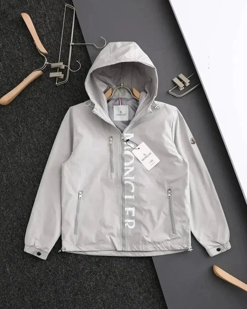 Moncler MAYA Jacket & Hoodie & Sweatshirt — foto 3 de 6