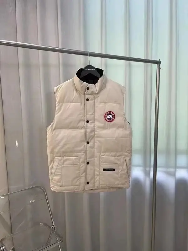 Canada Goose Maya Vest — foto 5 de 6