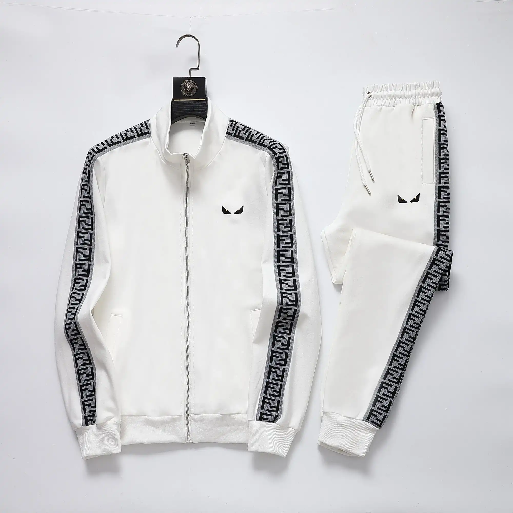 Prada Triangle Logo Jacket/Pants Set [35 styles] — foto 8 de 8