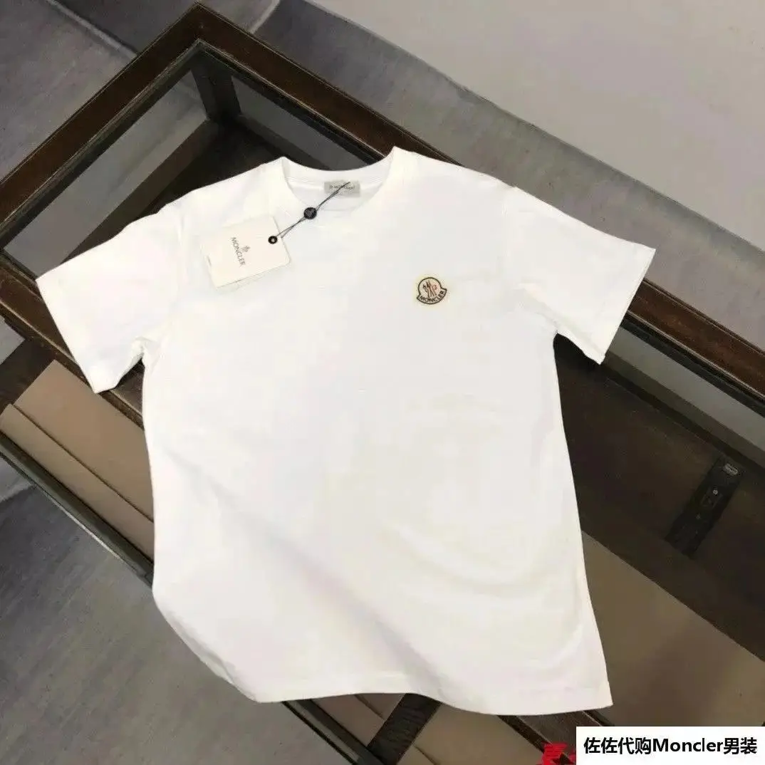 moncler T-shirt （30+） — foto 8 de 8