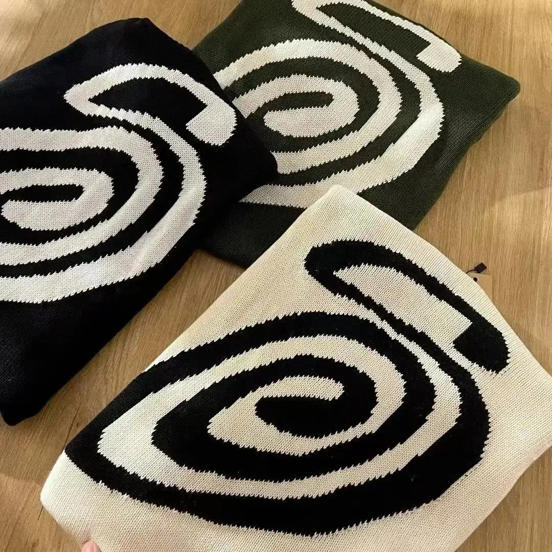 Stussy Graffiti & Graphic Sweaters [29 styles] — foto 4 de 8