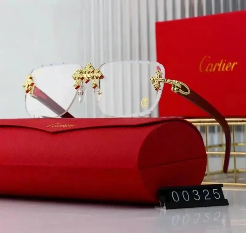 Cartier Panthère Sunglasses [19 styles] — foto 6 de 8