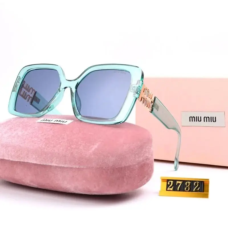 Miu Miu Sunglasses — foto 3 de 8