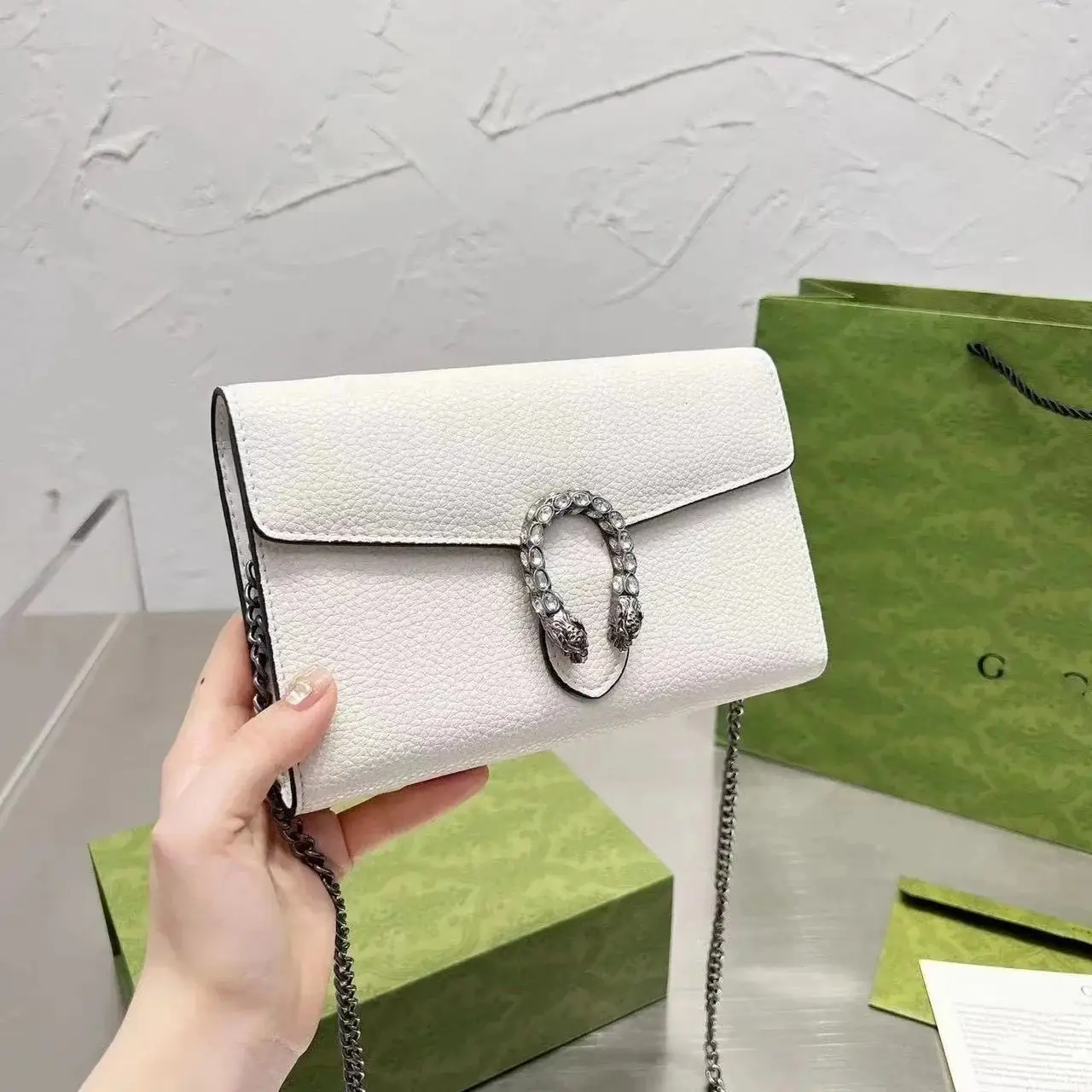 Gucci Dionysus Small Shoulder Bag [5 styles] — foto 3 de 5