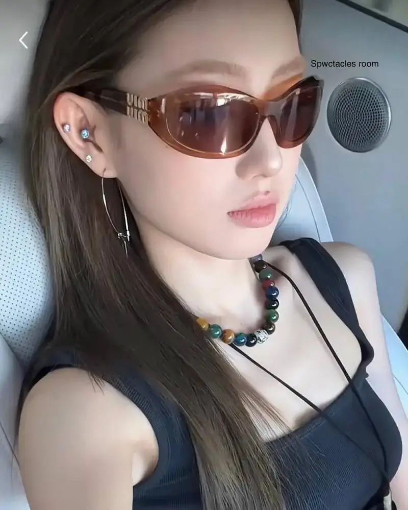 Miu miu sunglasses (40+) — foto 2 de 8