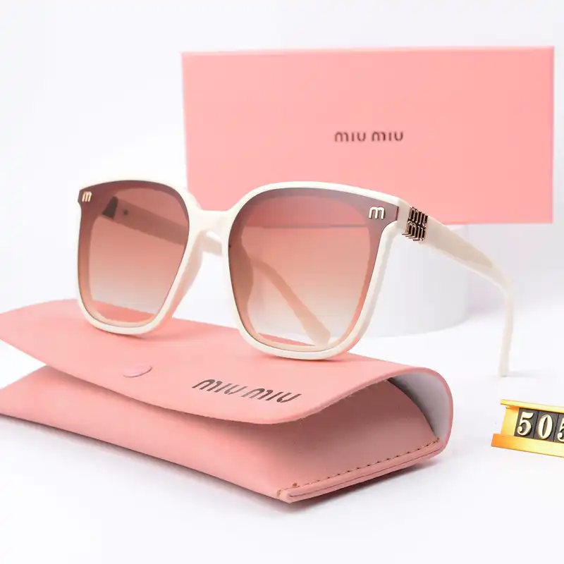 Miu miu sunglasses (40+) — foto 5 de 8