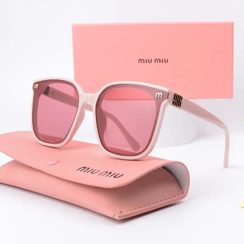 Miu miu sunglasses (40+) — foto 6 de 8