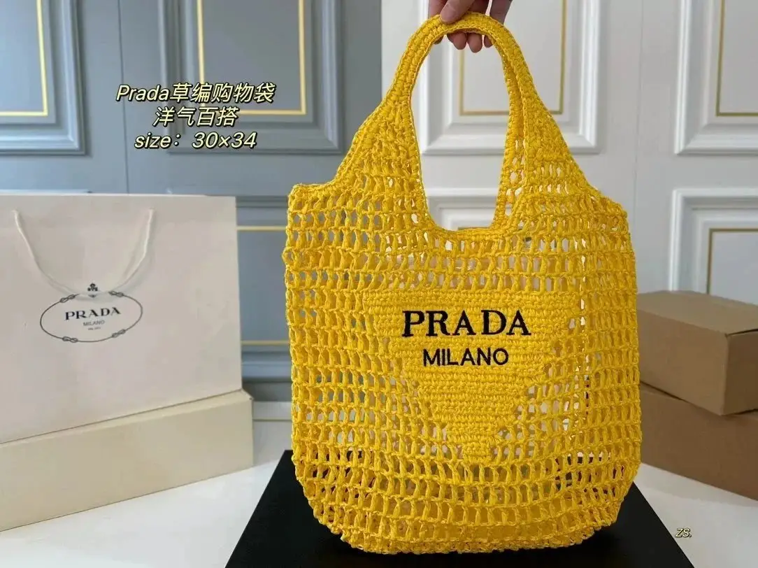 Prada Tote Bag — foto 7 de 8