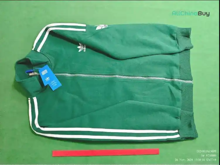 Moncler — foto 5 de 8