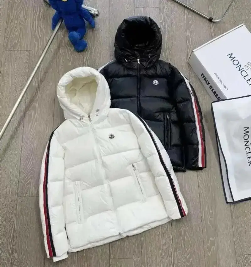 Moncler MAYA Puffer Jackets — foto 4 de 6