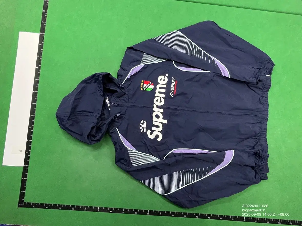 Supreme Ducati Shell Track Jacket [16 styles] — foto 4 de 8