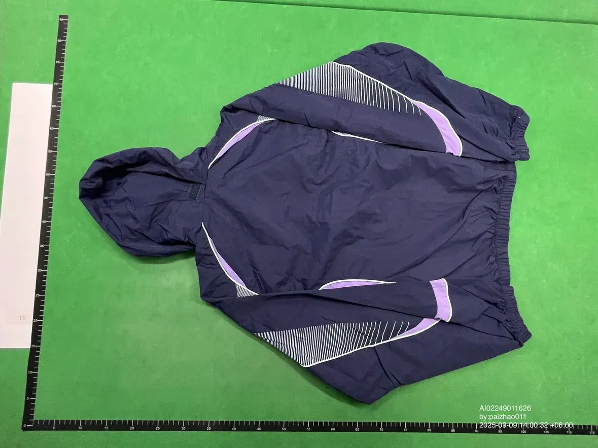 Supreme Ducati Shell Track Jacket [16 styles] — foto 5 de 8