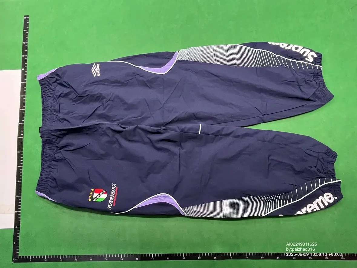 Supreme Ducati Shell Track Jacket [16 styles] — foto 7 de 8