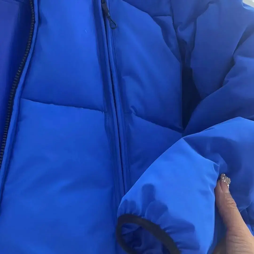 Moncler hooded down jacket — foto 3 de 8