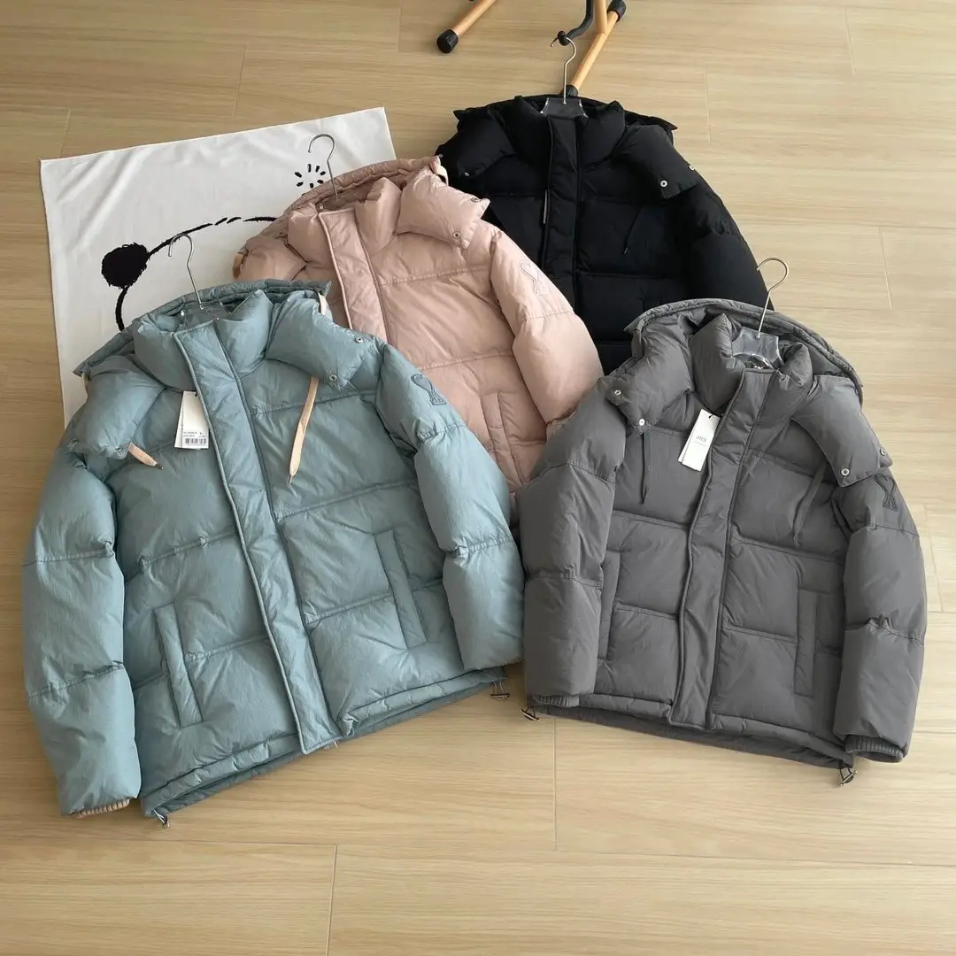 Ami Paris Puffer Jackets [5 styles] — foto 6 de 8