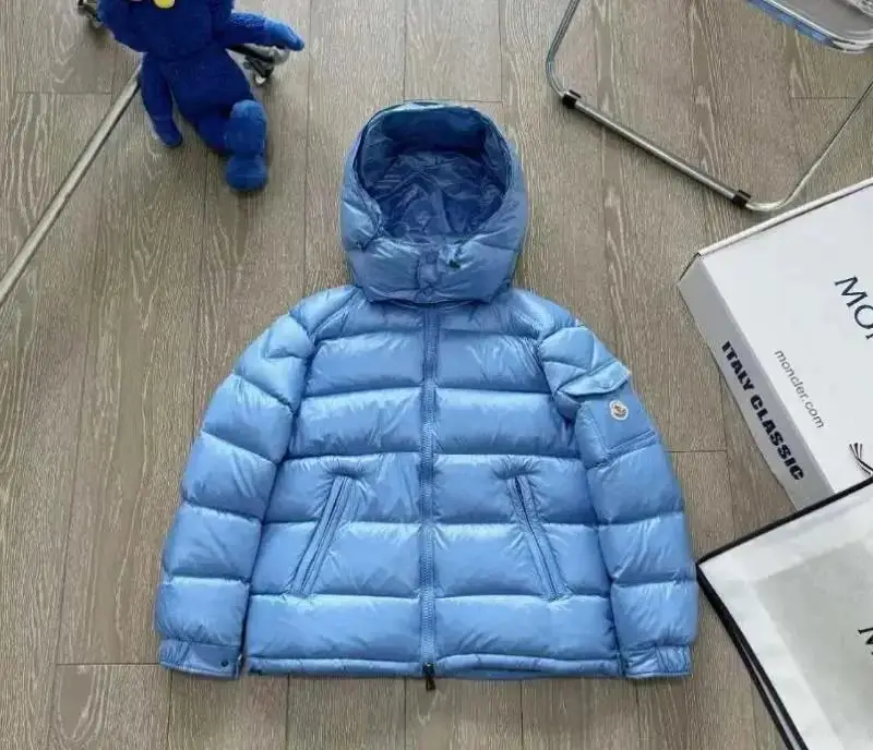 Moncler down jacket (21 styles) — foto 6 de 6