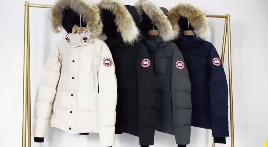 Canada Goose Expedition Parka Jackets [25 styles] — foto 5 de 8