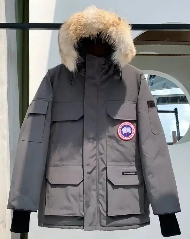 Canada Goose Expedition Parka Jackets [25 styles] — foto 6 de 8