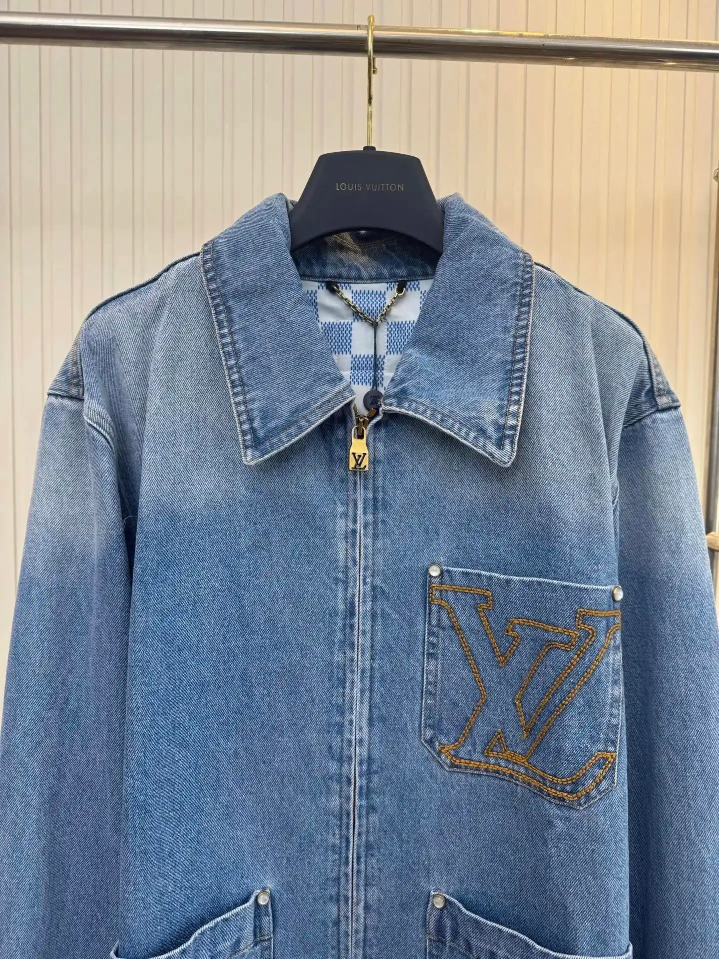 Louis Vuitton Denim Jacket — foto 3 de 5