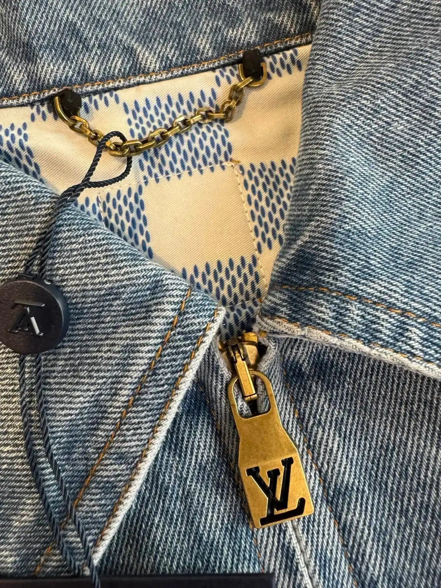 Louis Vuitton Denim Jacket — foto 4 de 5